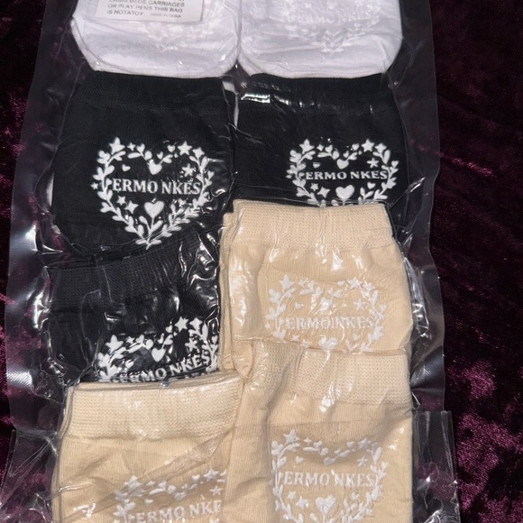 Termonkes Other - TERMONKES Heart Logo No-Show Socks - Black, Cream, White (8 Pack)